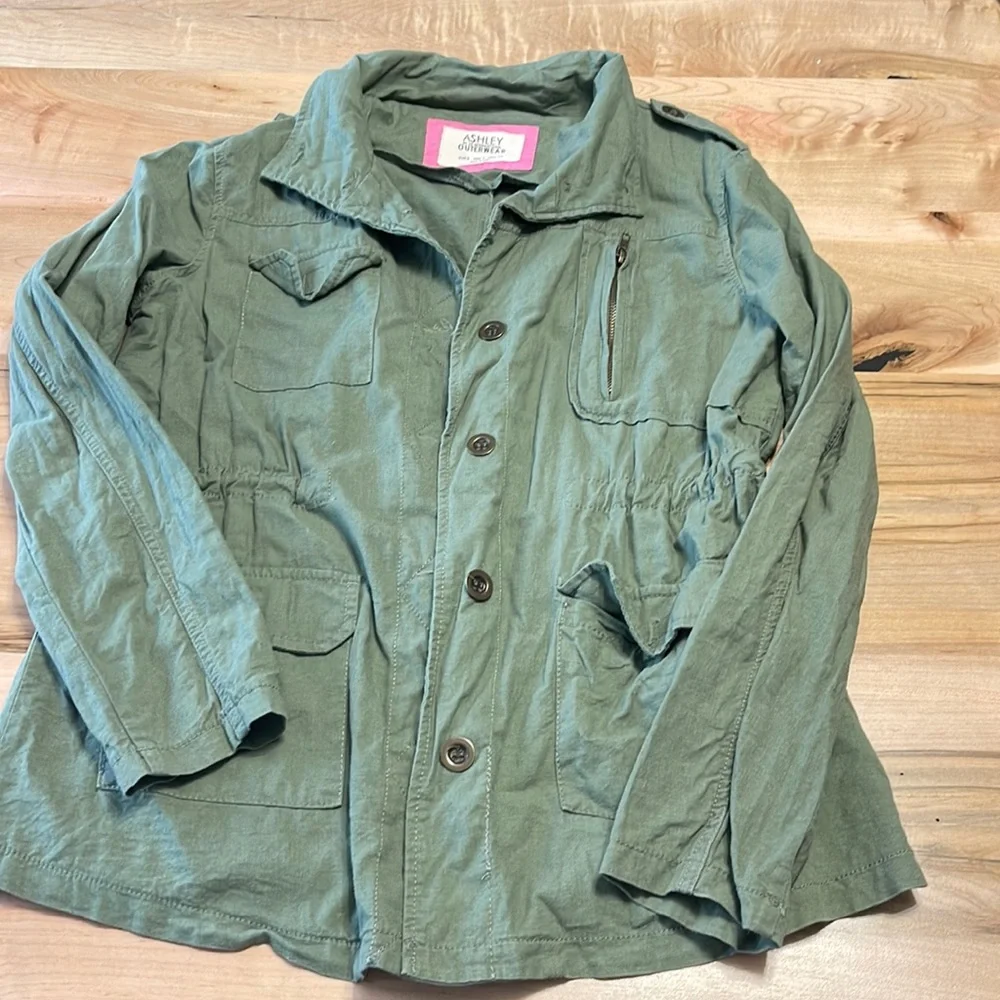 Jacket - Picture 1 of 3